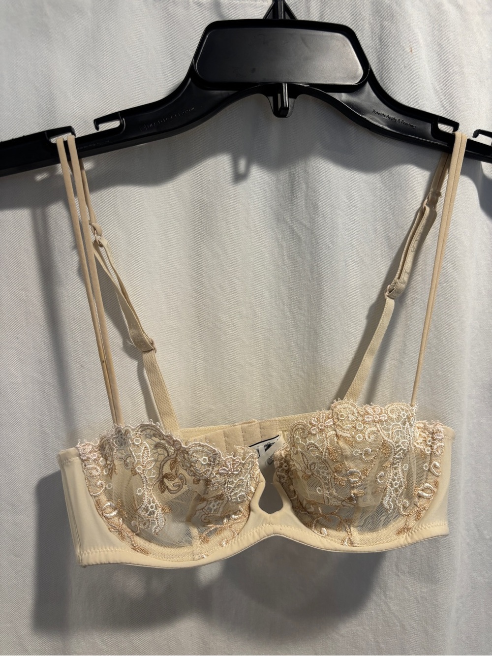 La Perla Sheer Embroidered Balconette Bra - 32 B